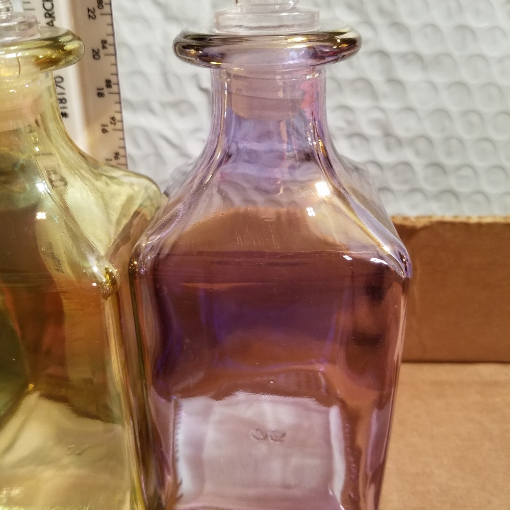 Beautiful colorful glass bottles with lids
3 bott - Picture 2 of 11